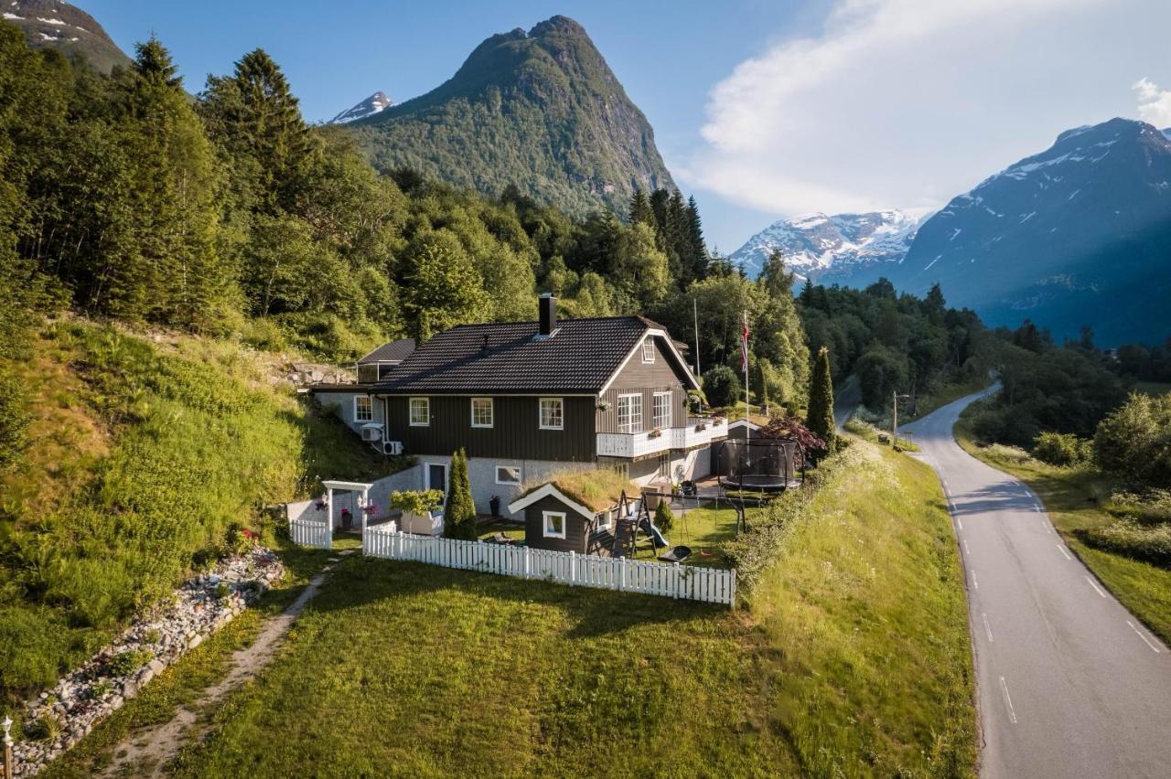 Apartamento Sunde Panorama Olden Exterior foto